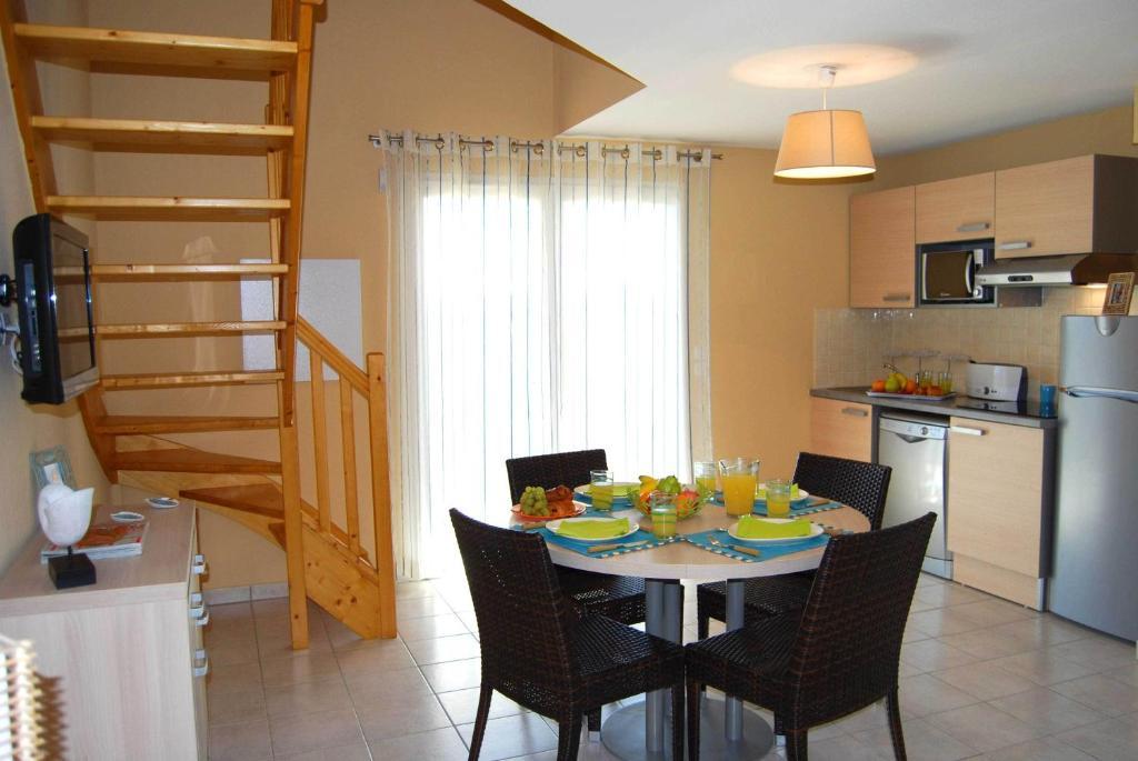 Lagrange Grand Bleu Vacances - Residence Le Mas De Torreilles Værelse billede